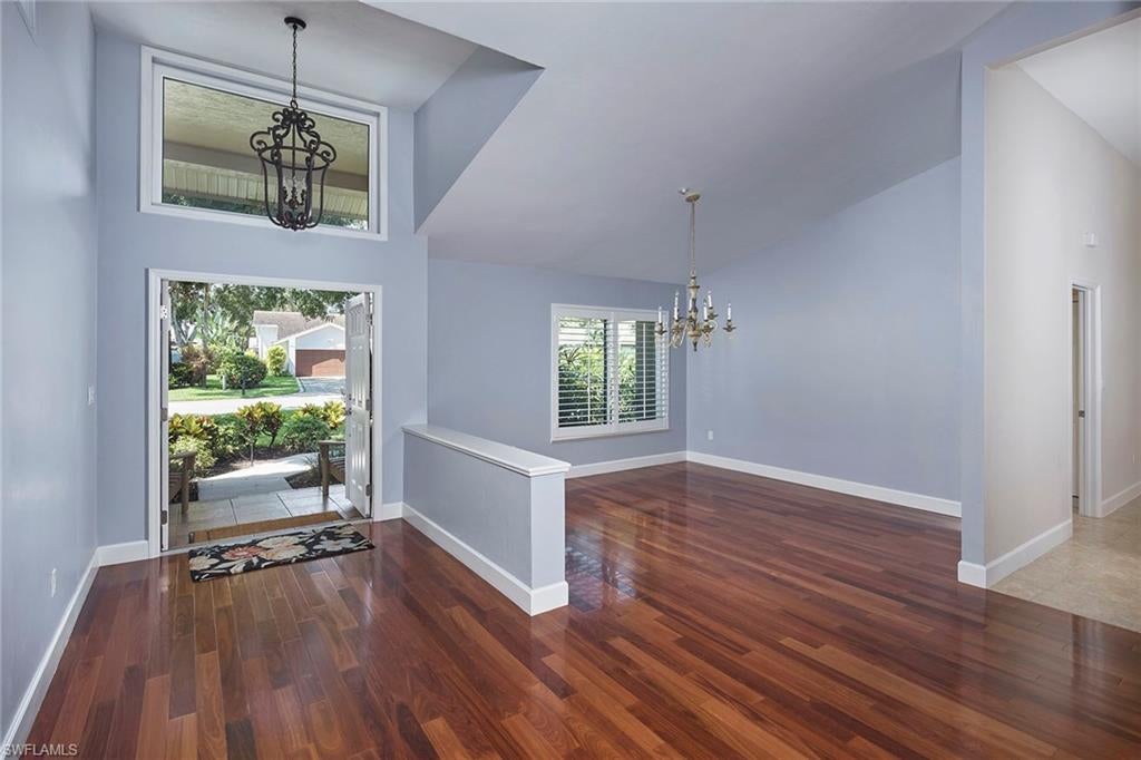 208 Silverado DR