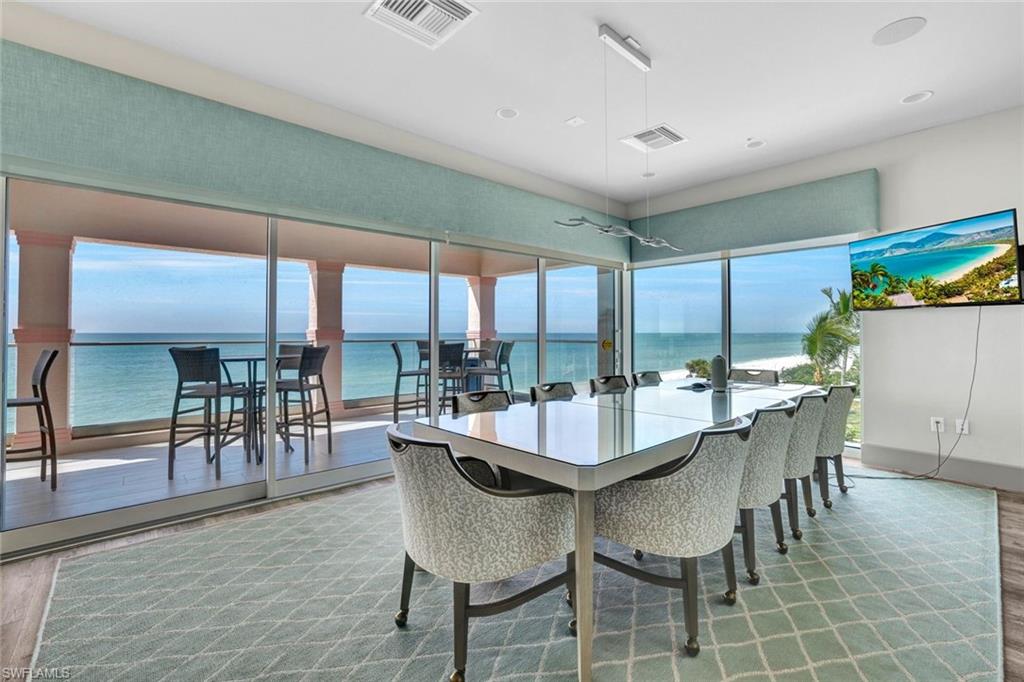 BAREFOOT BEACH CLUB - Residential