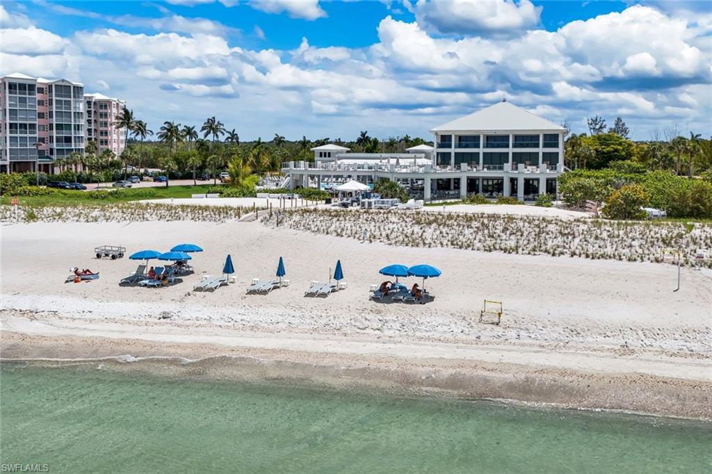 BAREFOOT BEACH CLUB - Residential