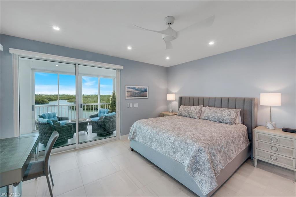 BAREFOOT BEACH CLUB - Residential