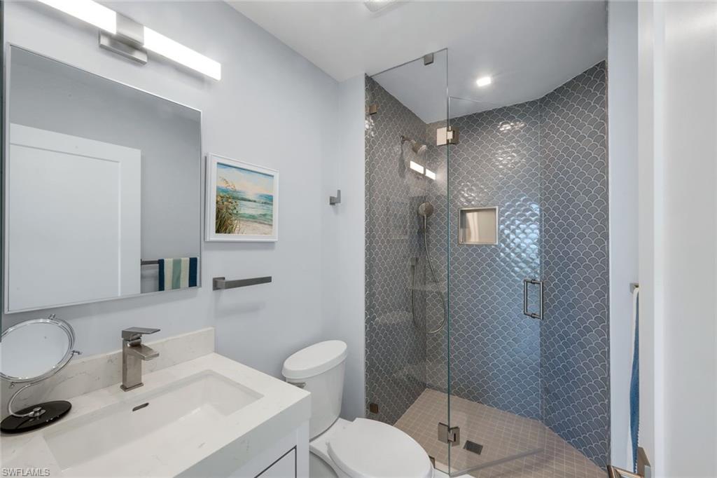 BAREFOOT BEACH CLUB - Residential