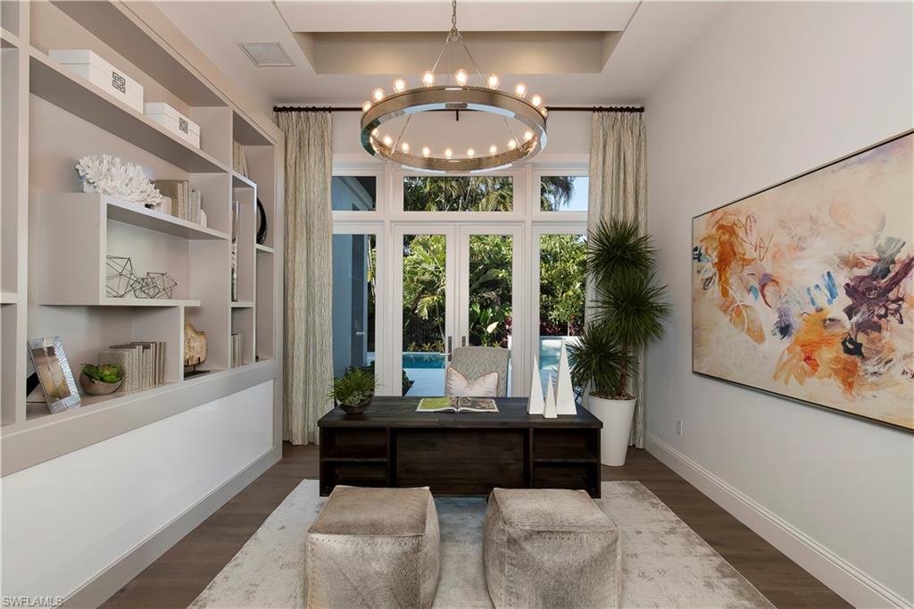 MOORINGS - Residential