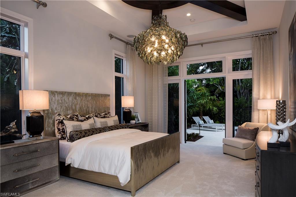 MOORINGS - Residential