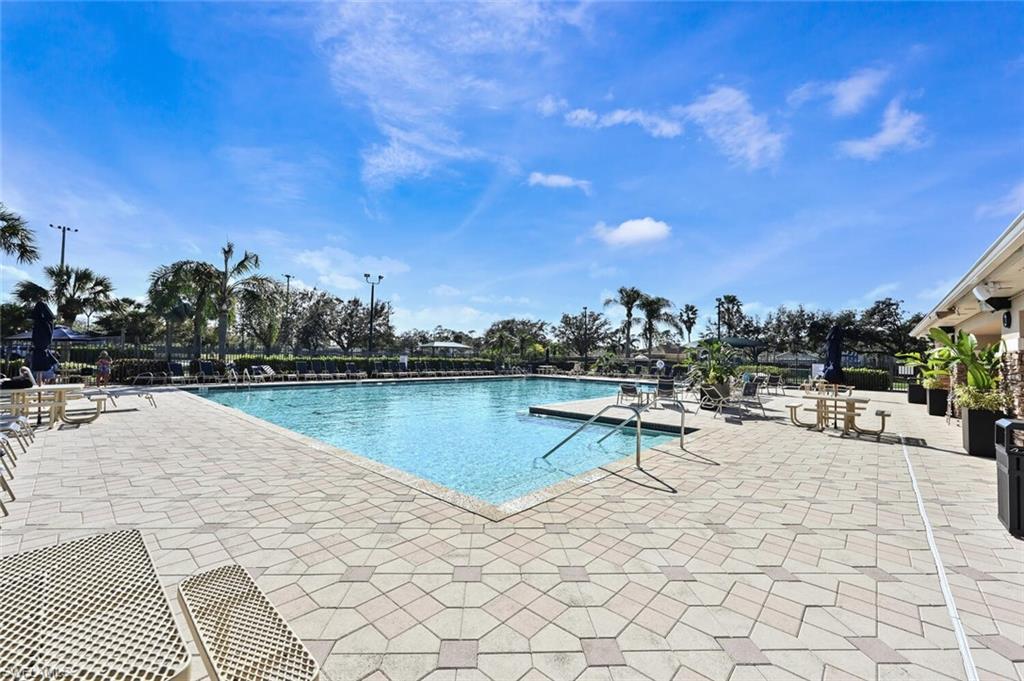 STONEYBROOK - Residential