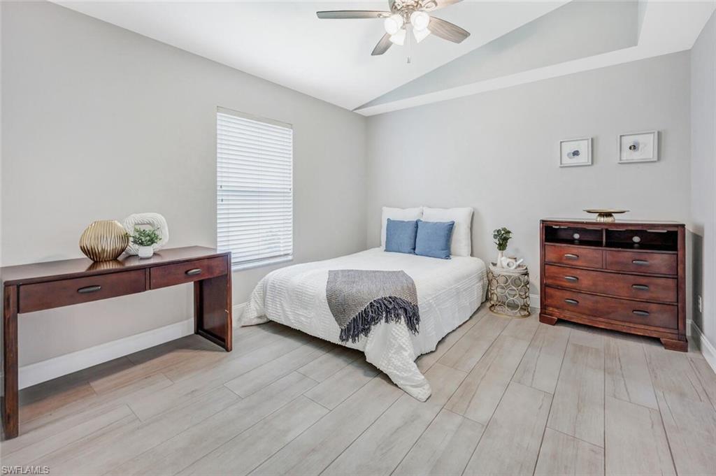 STONEYBROOK - Residential