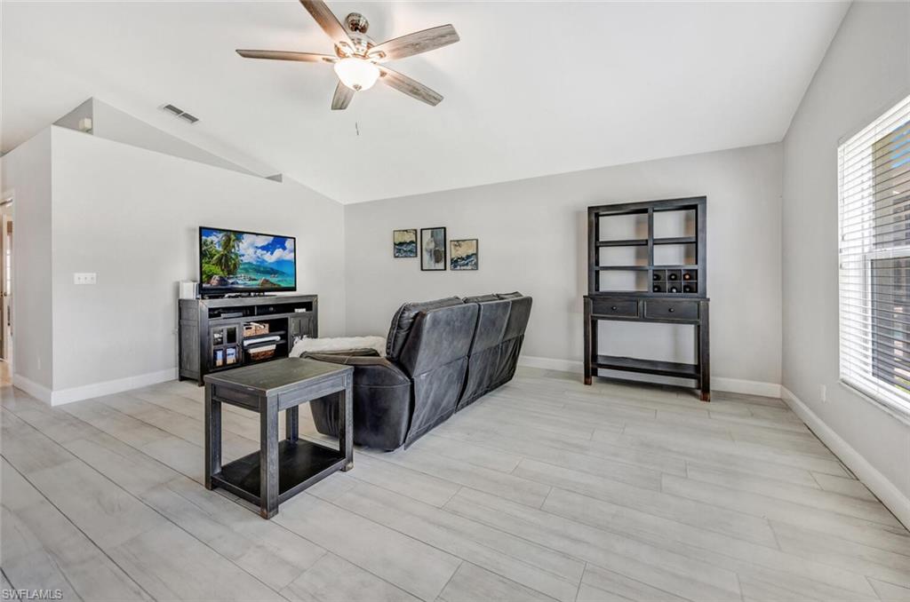 STONEYBROOK - Residential