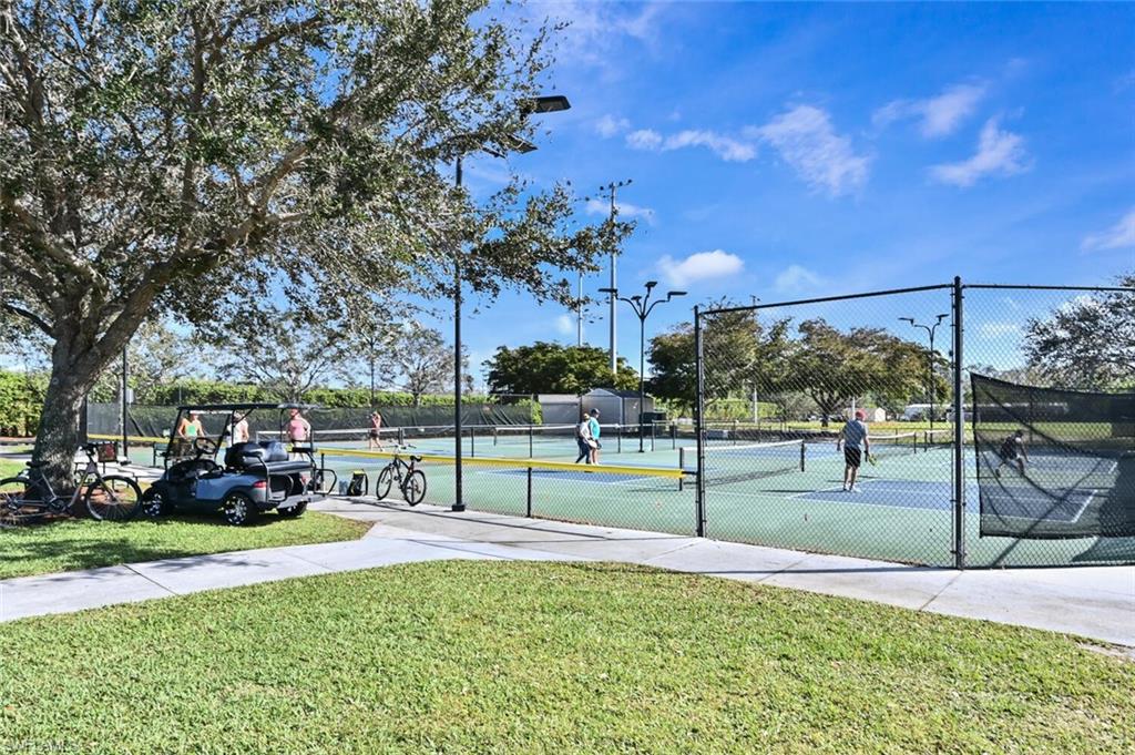 STONEYBROOK - Residential