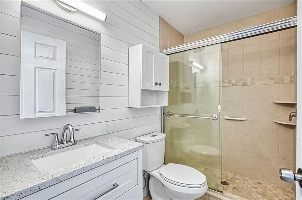 SEVEN LAKES - Residential