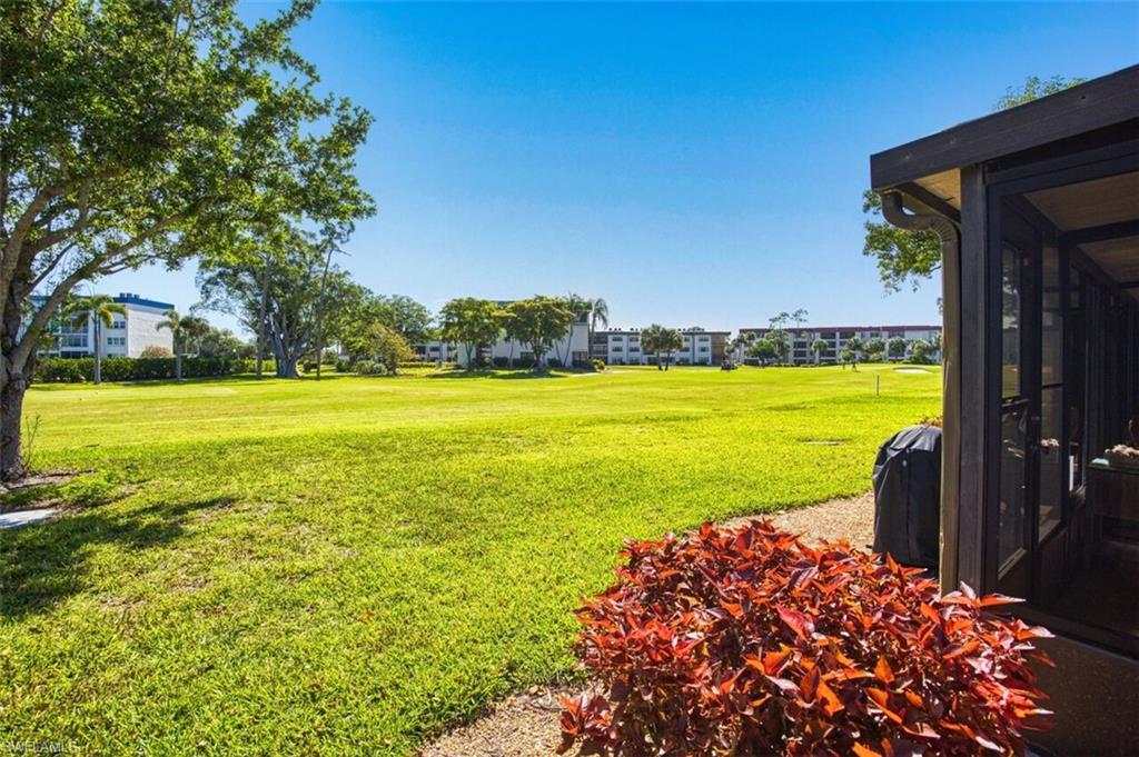 SEVEN LAKES - Residential