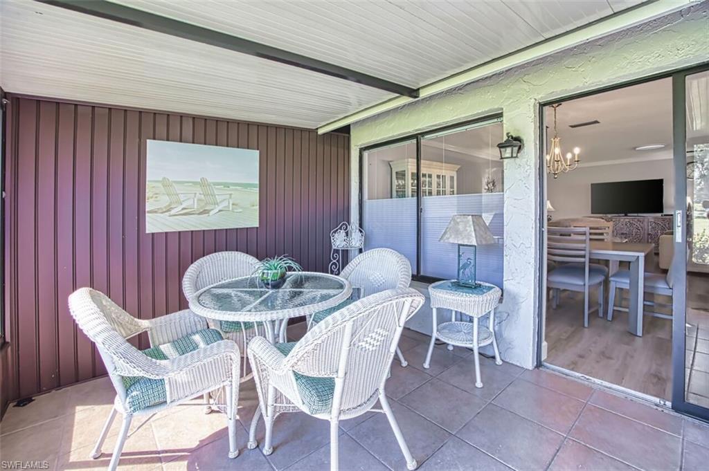 SEVEN LAKES - Residential