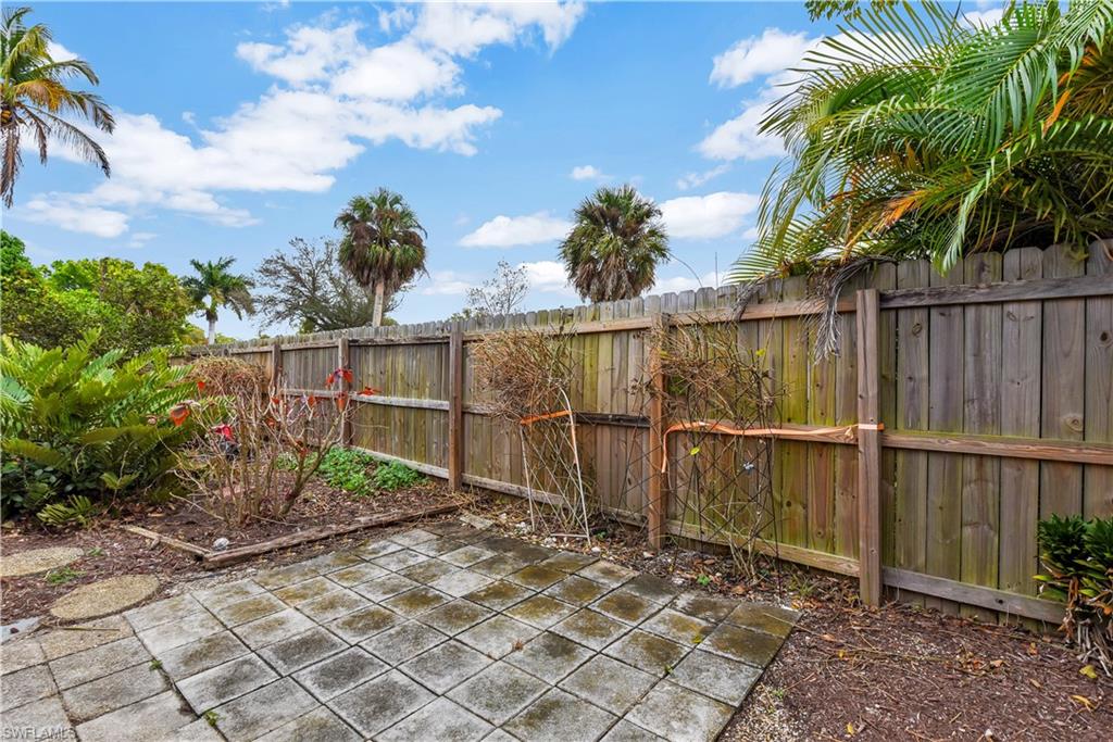 NATOMA PARK - Residential