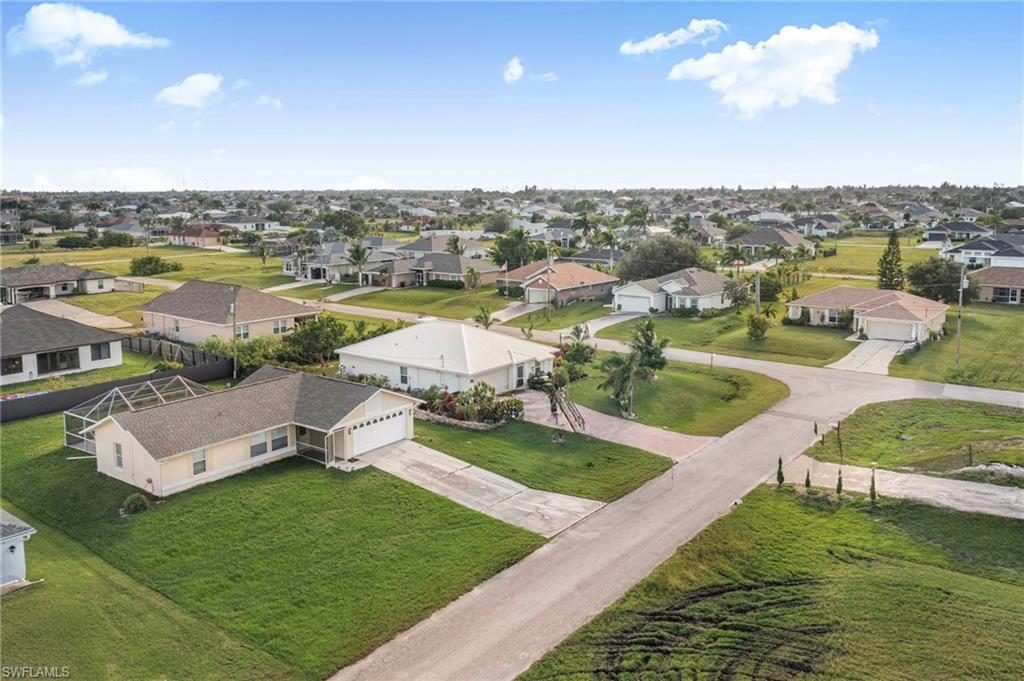 CAPE CORAL - Residential