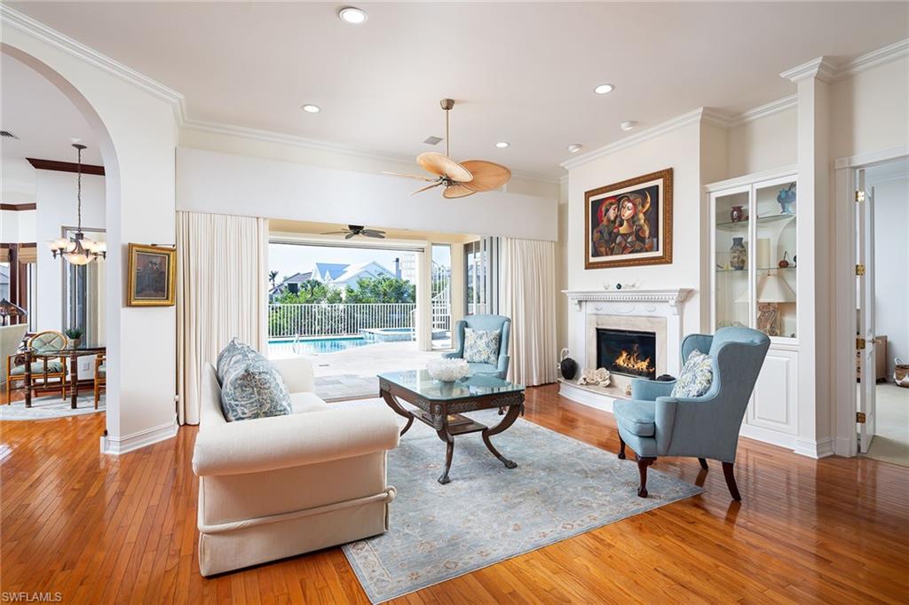 140 Heron AVE