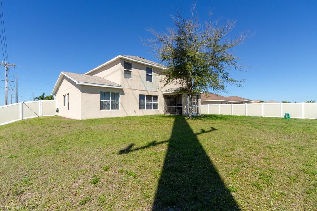 CAPE CORAL - Residential