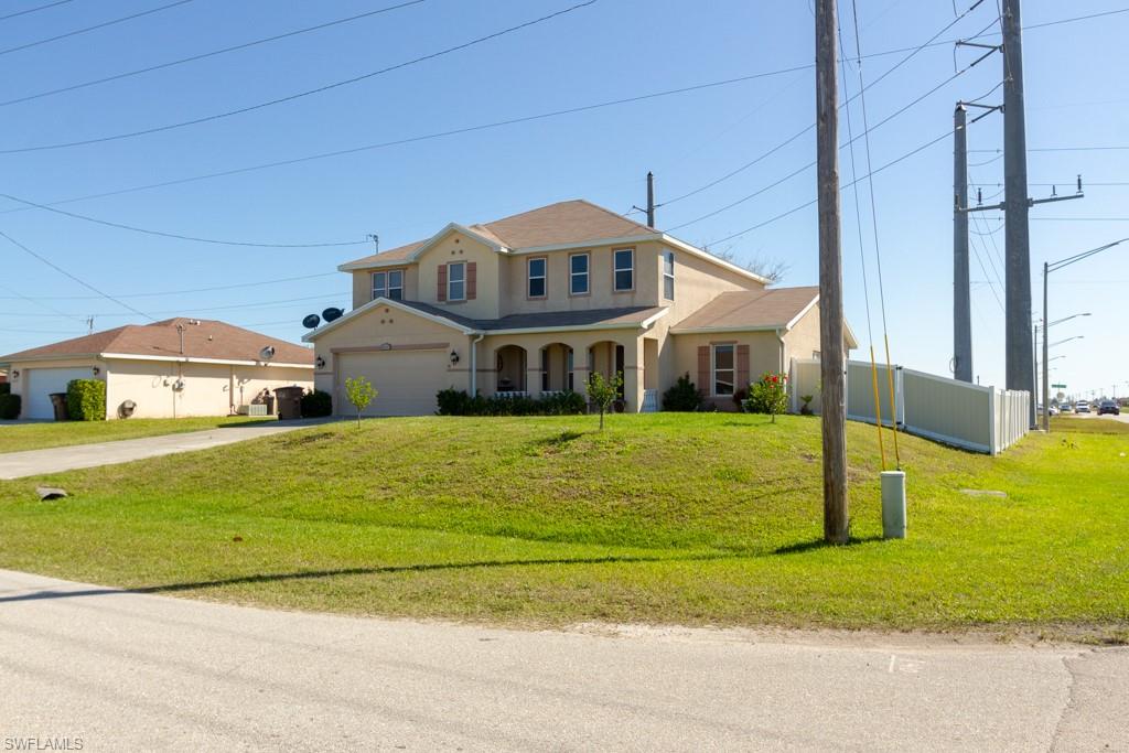 CAPE CORAL - Residential