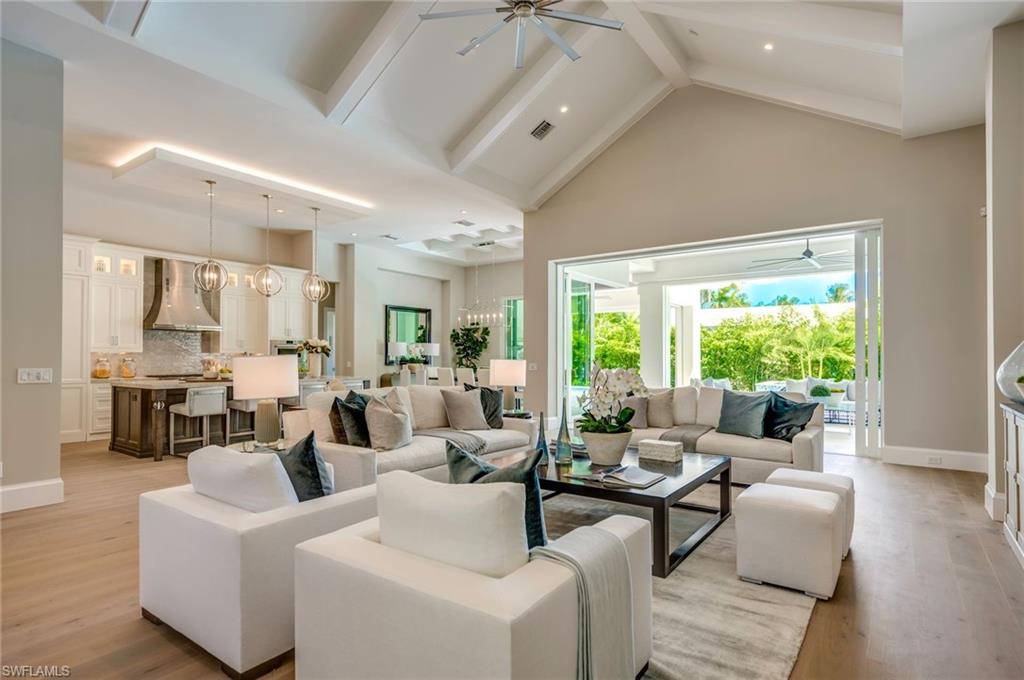 PARK SHORE - Residential