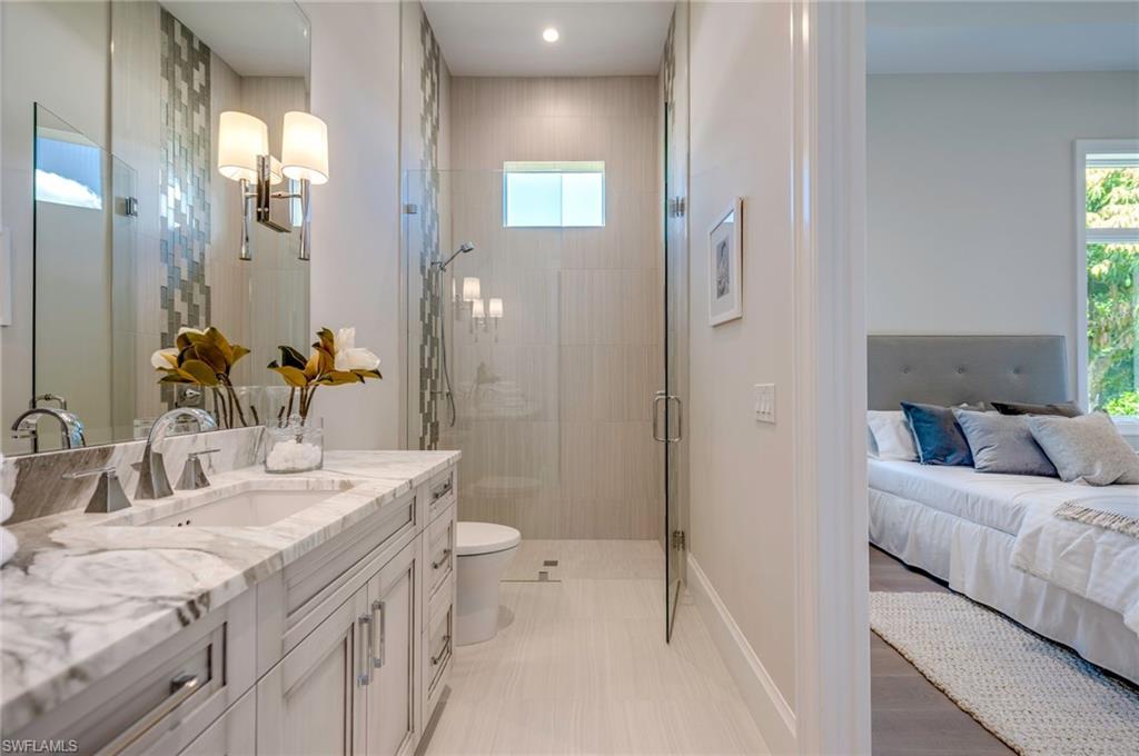 PARK SHORE - Residential