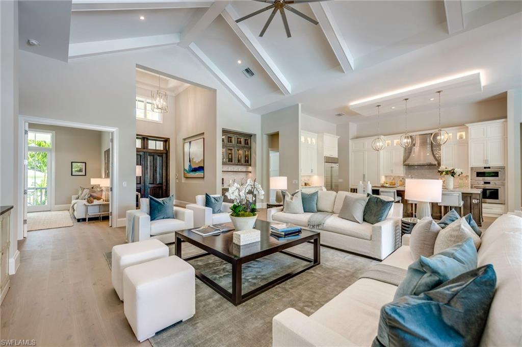 PARK SHORE - Residential