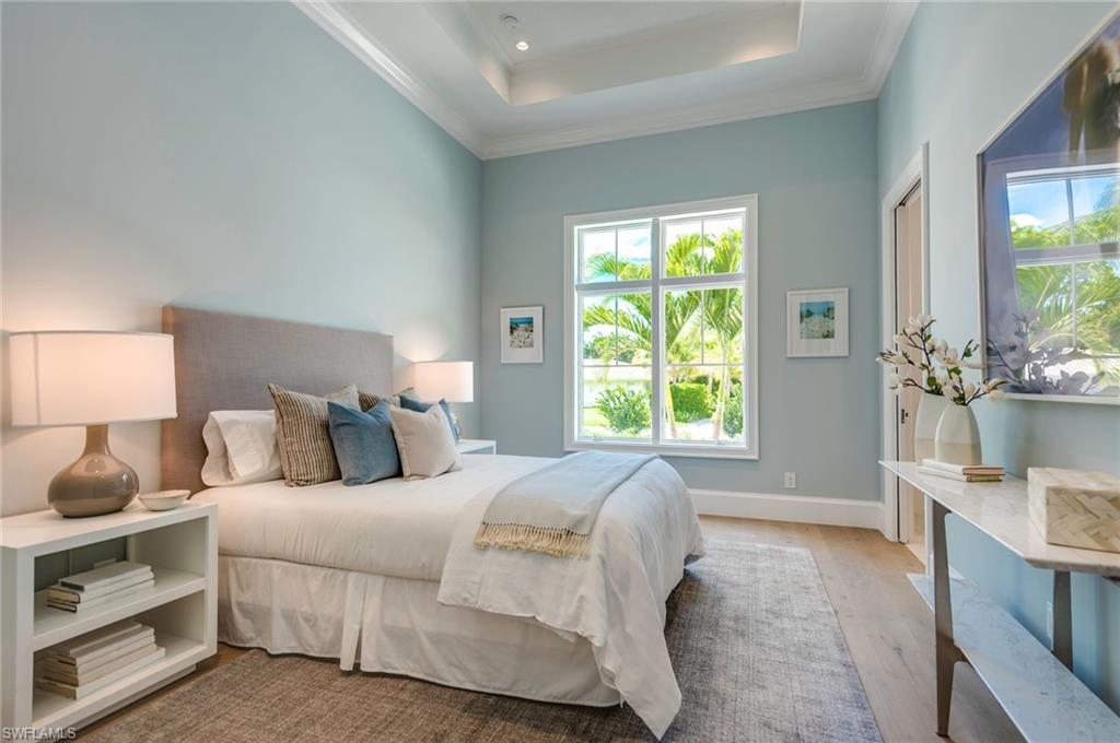 PARK SHORE - Residential