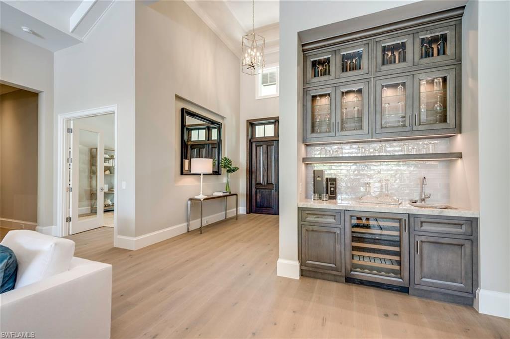 PARK SHORE - Residential