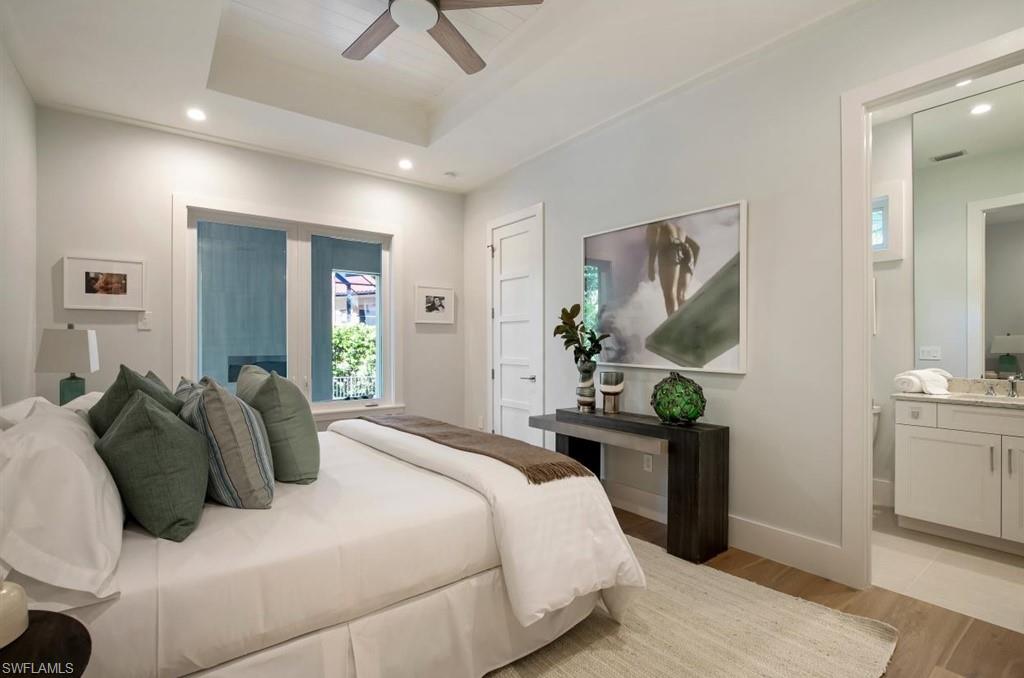 MOORINGS - Residential