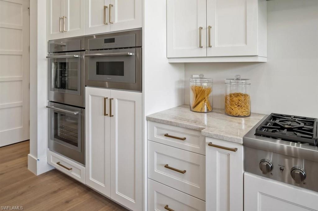 MOORINGS - Residential