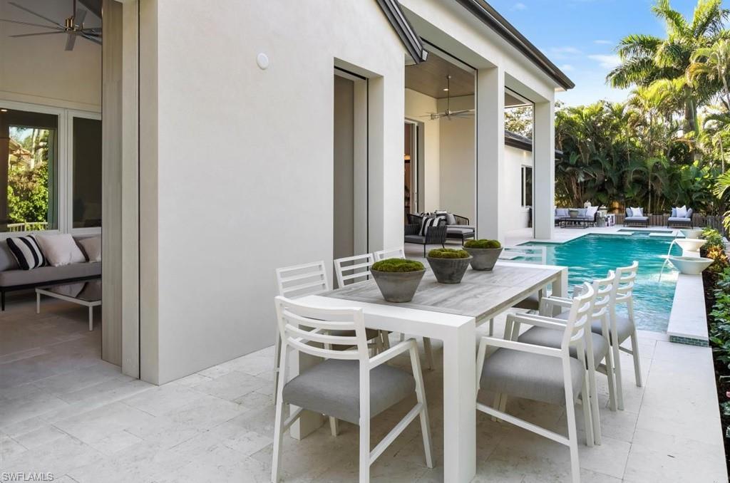 MOORINGS - Residential