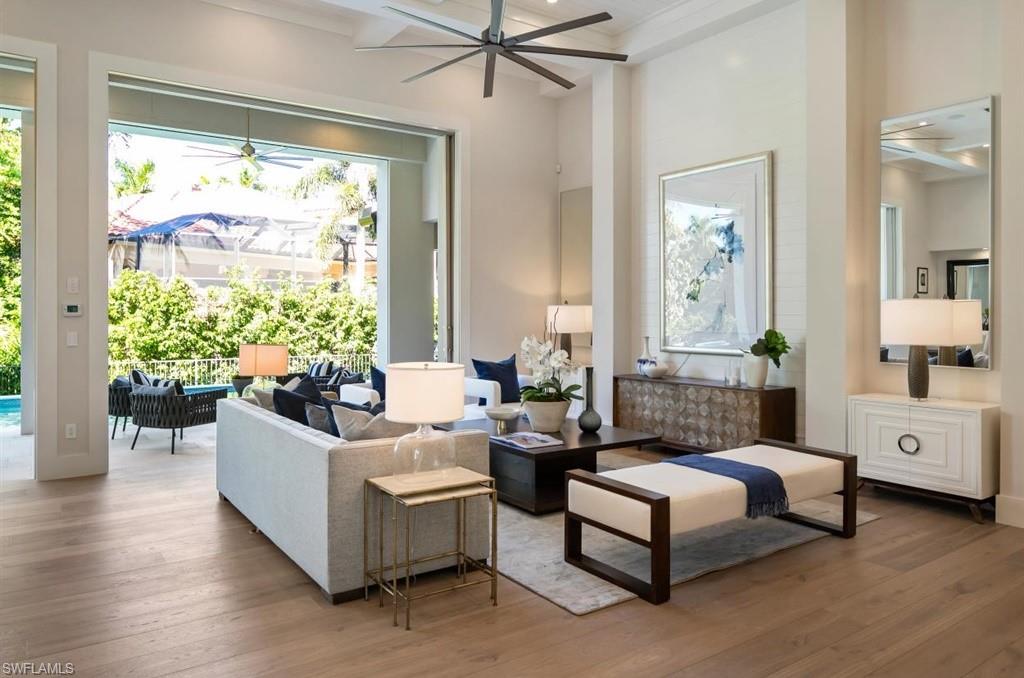 MOORINGS - Residential