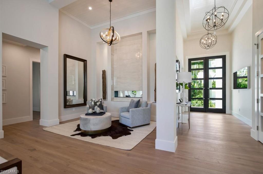 MOORINGS - Residential