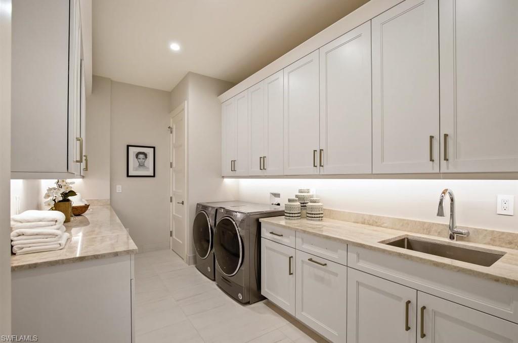 MOORINGS - Residential