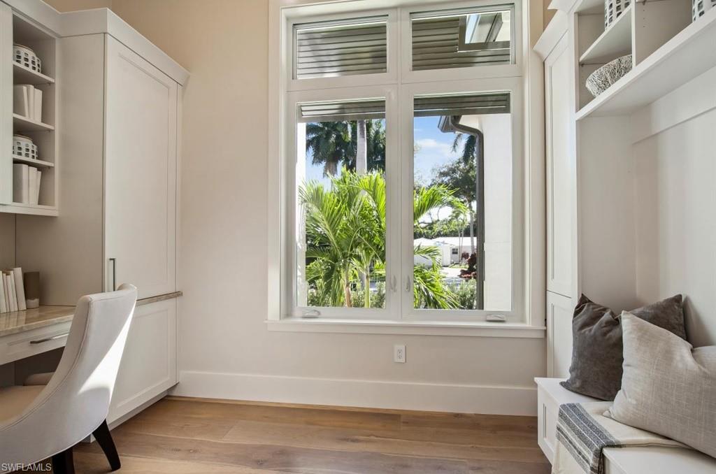 MOORINGS - Residential