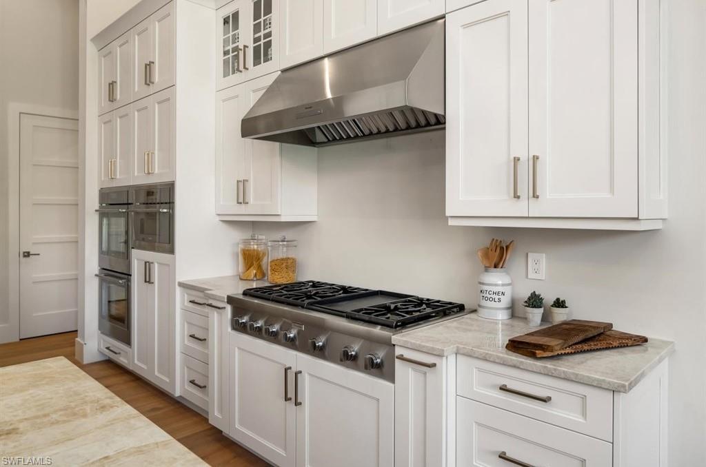 MOORINGS - Residential