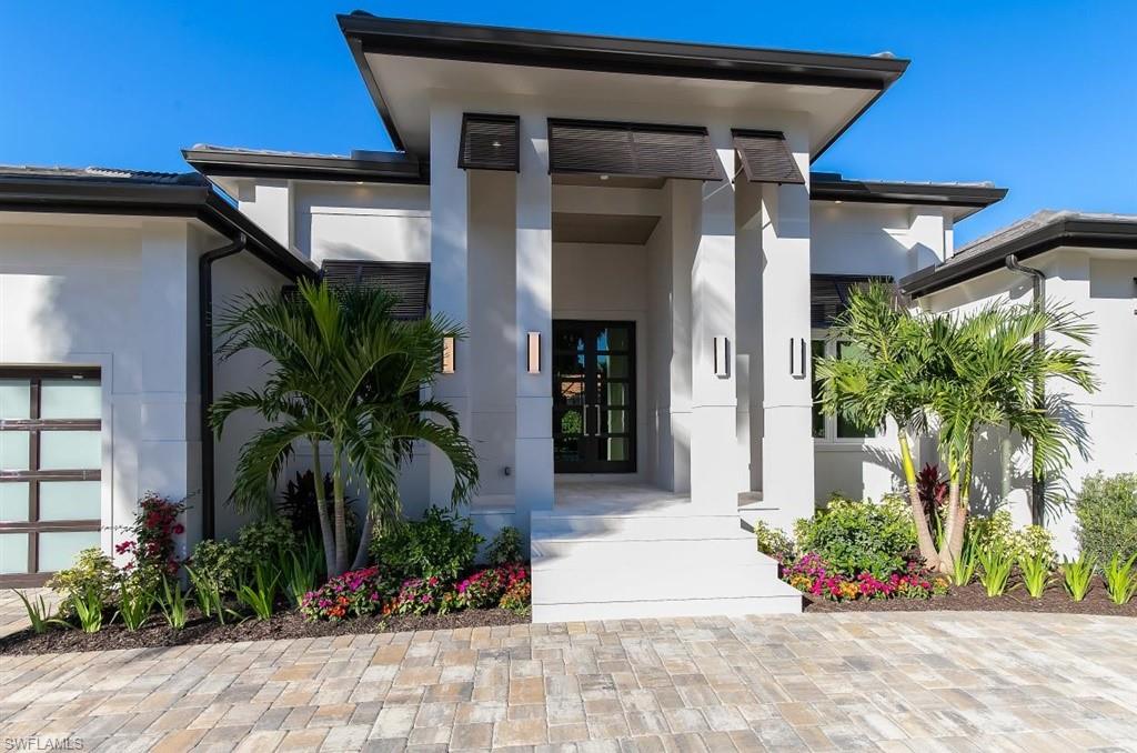 MOORINGS - Residential