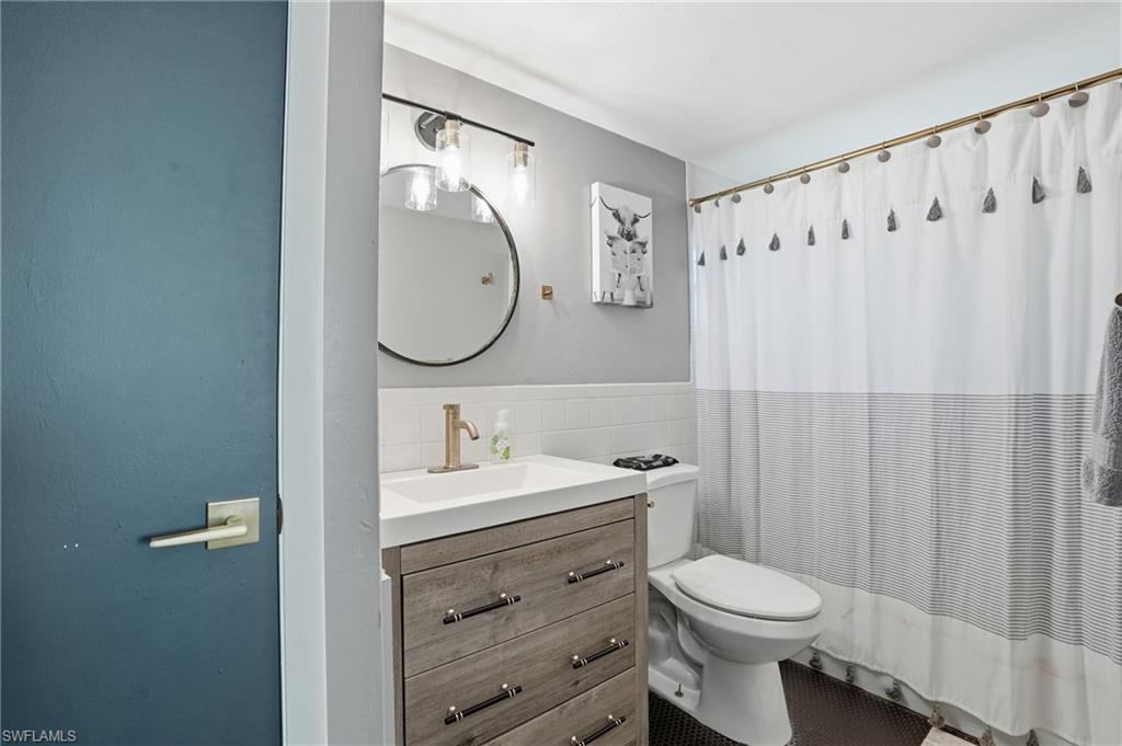 VILLA CAPRI CONDOMINIUM - Residential