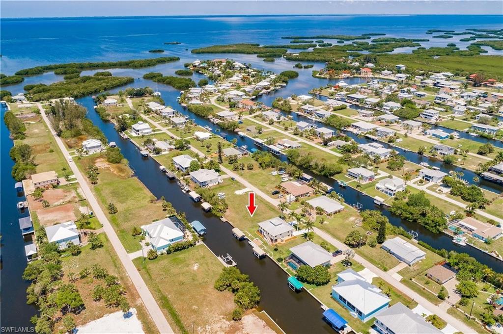 PIRATE HARBOR - Land