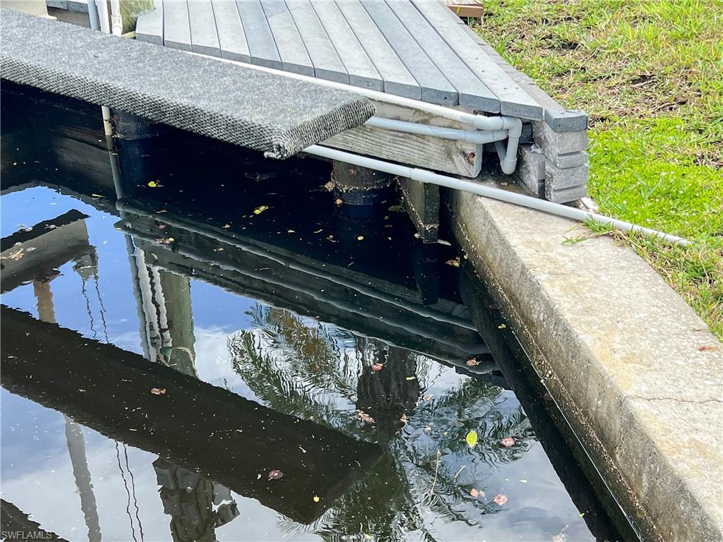 BAYSIDE ESTATES - Land