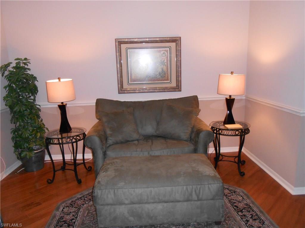 VILLAS AT OLDE HICKORY - Residential