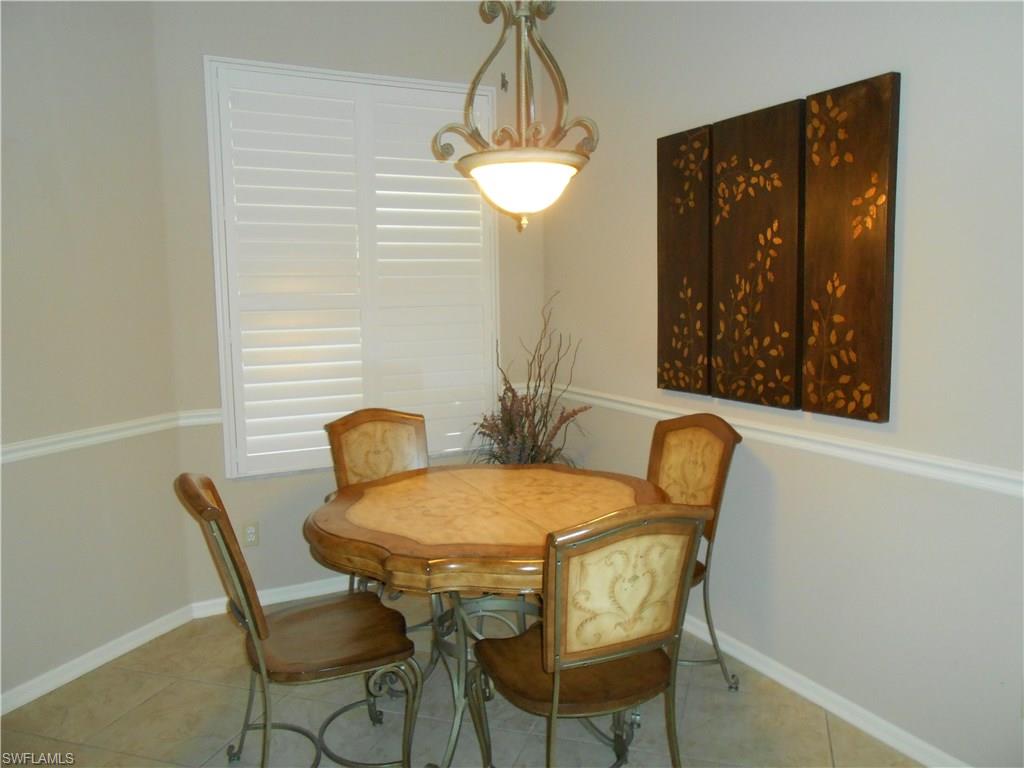 VILLAS AT OLDE HICKORY - Residential