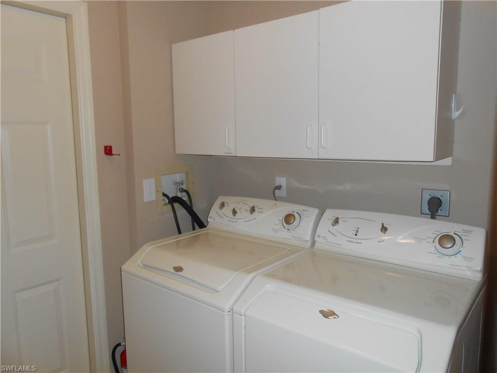 VILLAS AT OLDE HICKORY - Residential