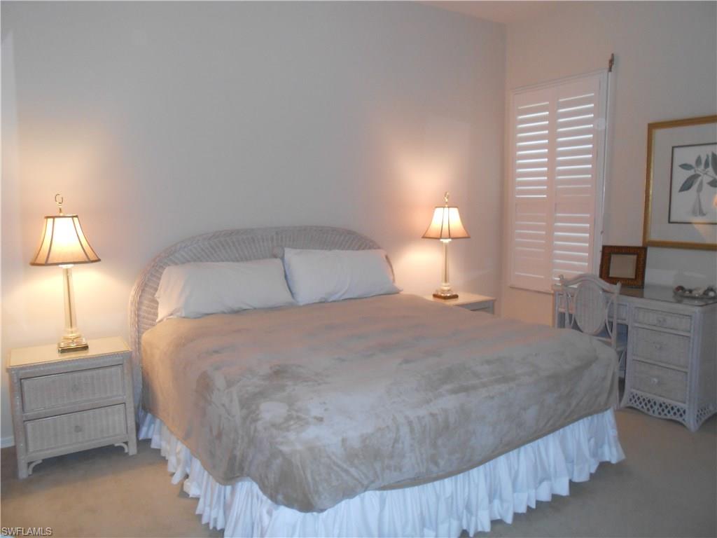 VILLAS AT OLDE HICKORY - Residential