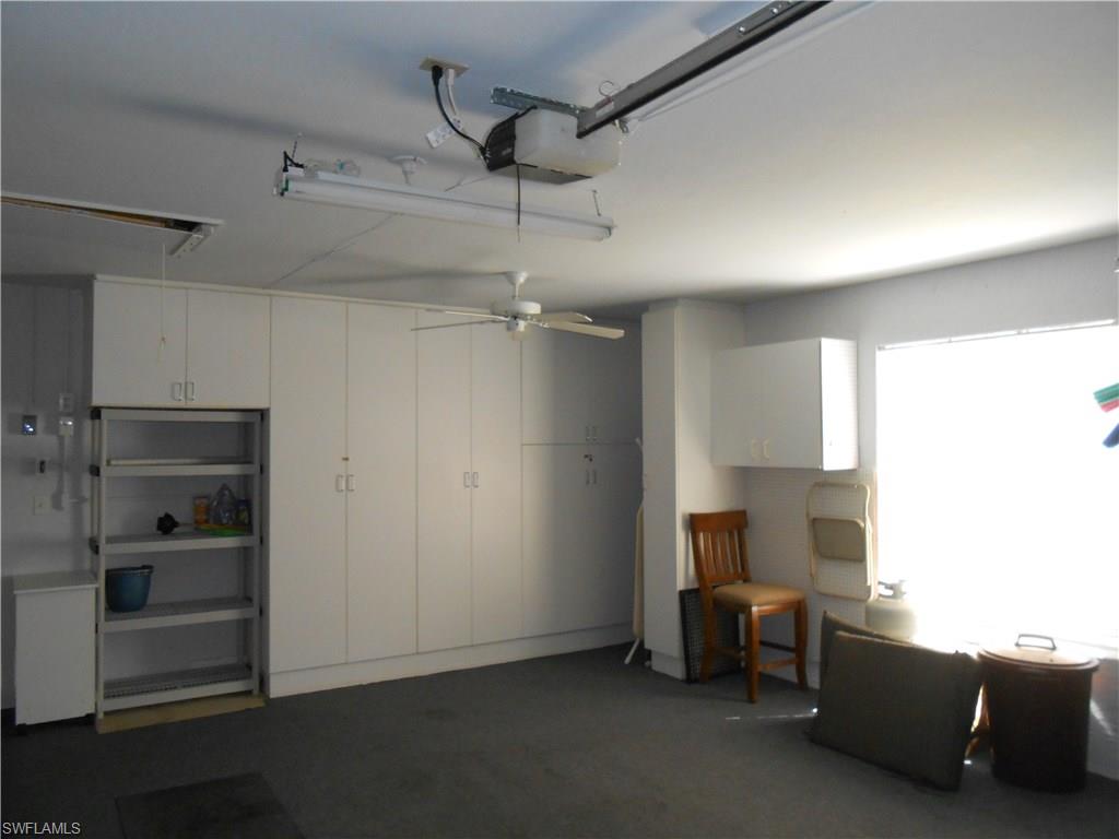 VILLAS AT OLDE HICKORY - Residential