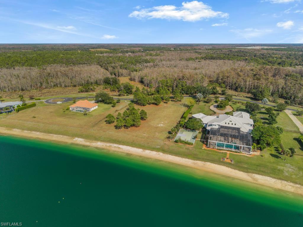 ULTIMATE SKI LAKE - Land