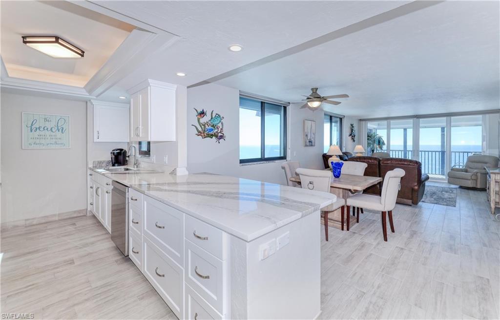 CAPER BEACH CLUB - Residential