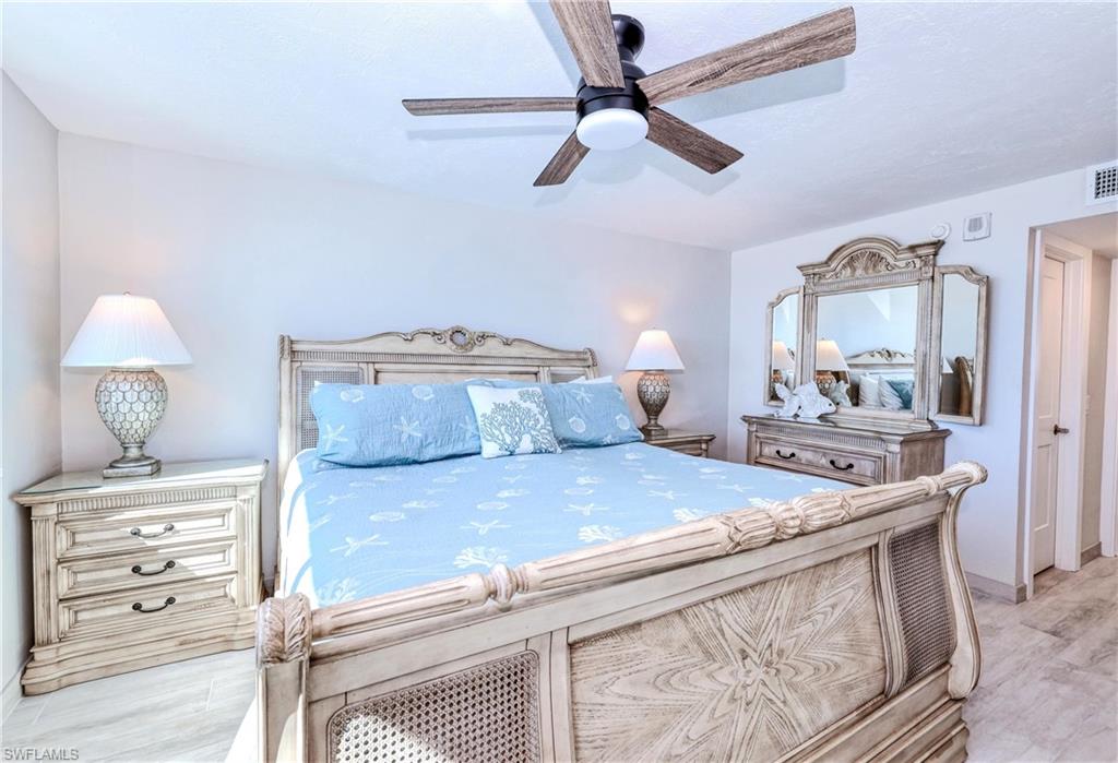 CAPER BEACH CLUB - Residential