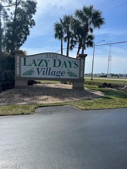 A home in NORTH FORT MYERS