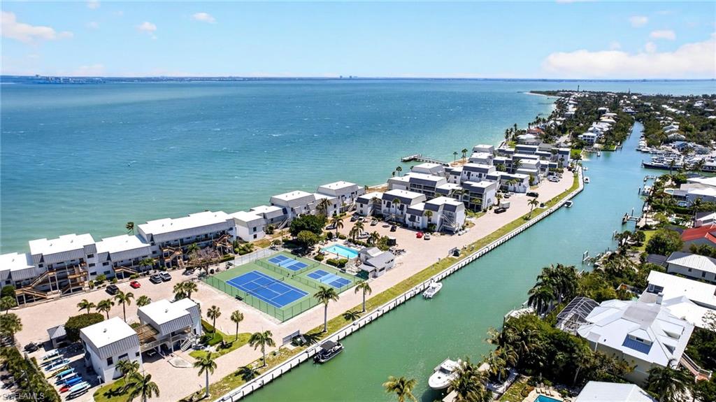 MARINER POINTE CONDO - Residential