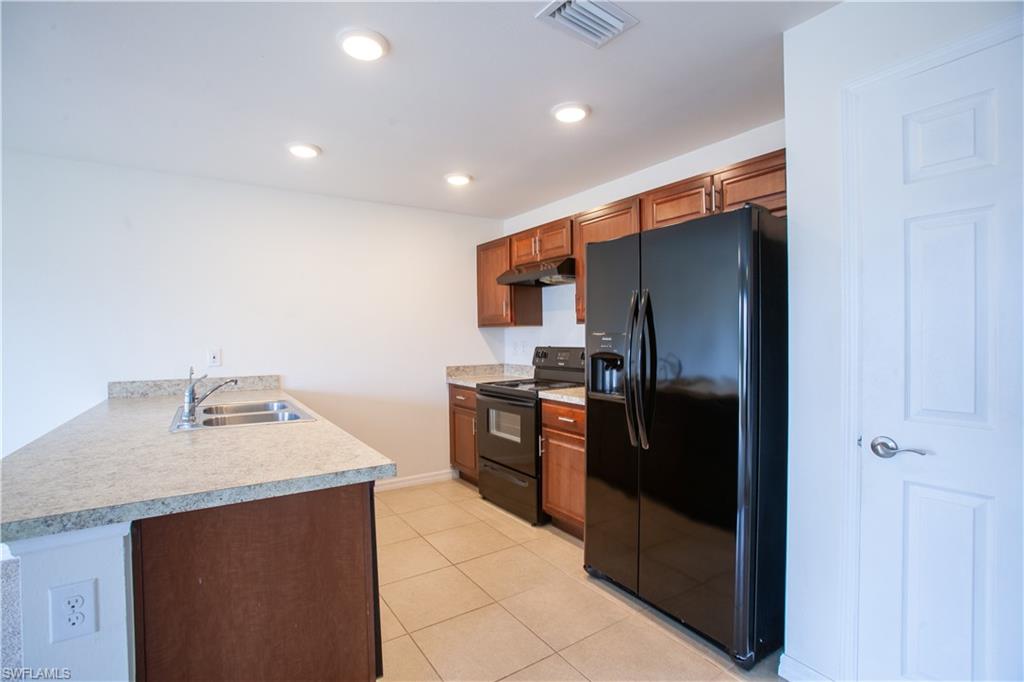 CAPE CORAL - Residential Lease