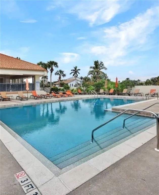 HERON COACH HOUSES CONDO - Residential Lease