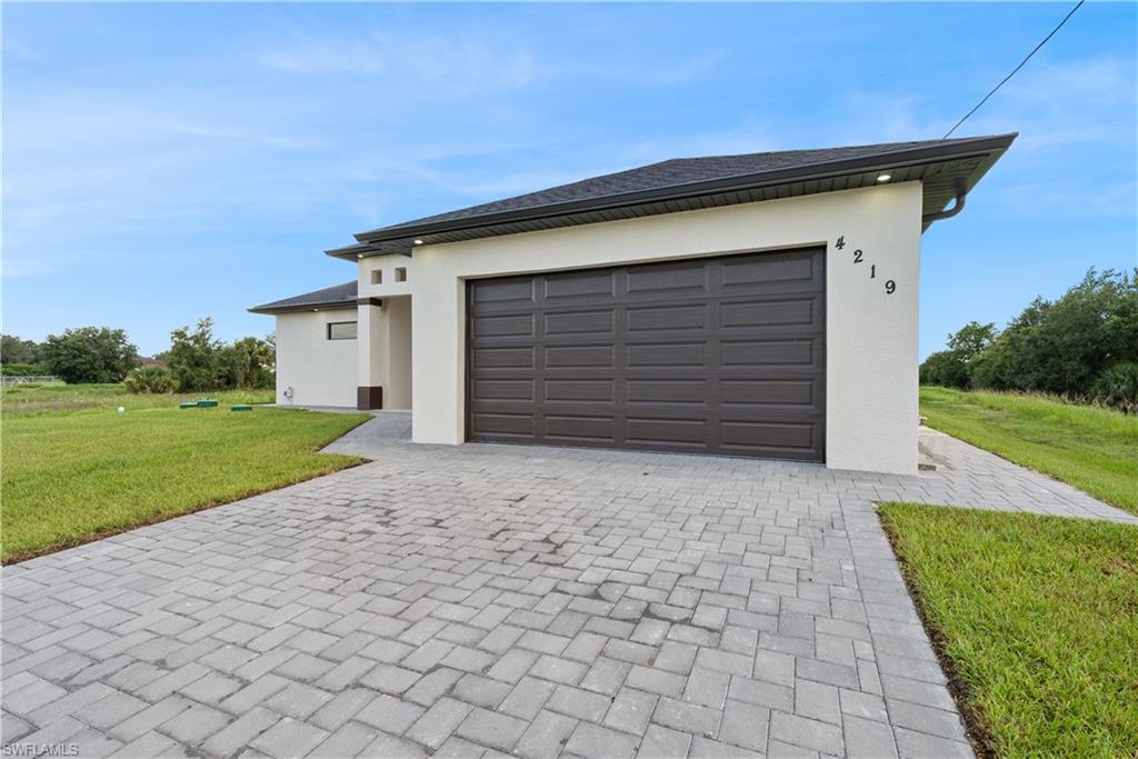 LEHIGH ACRES - Residential