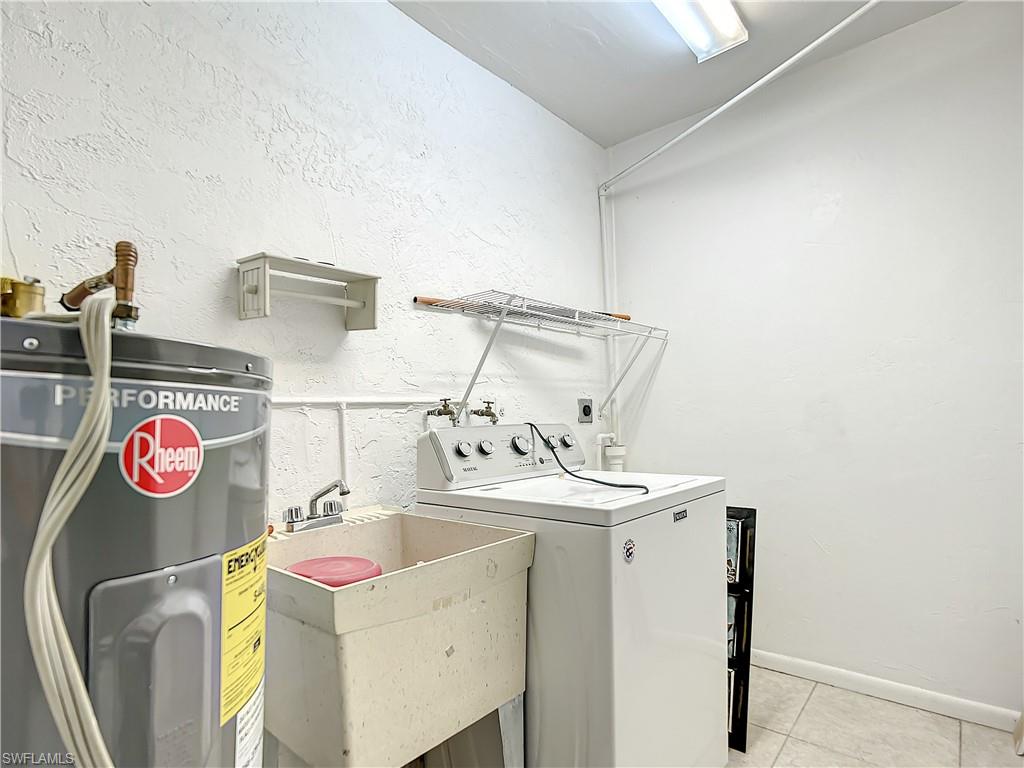 SAN CARLOS PARK - Residential